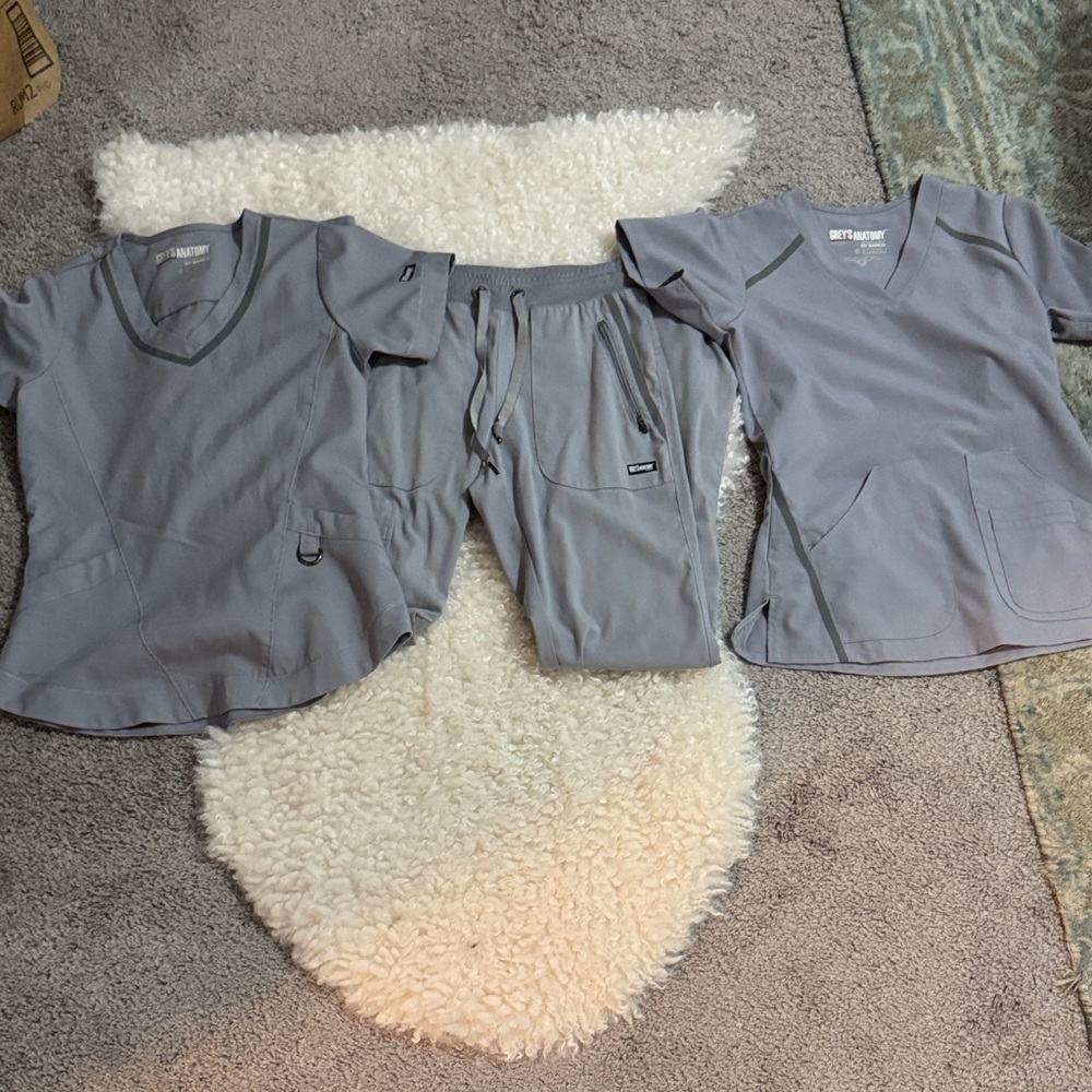 Grey’s anatomy Gray Scrub Set